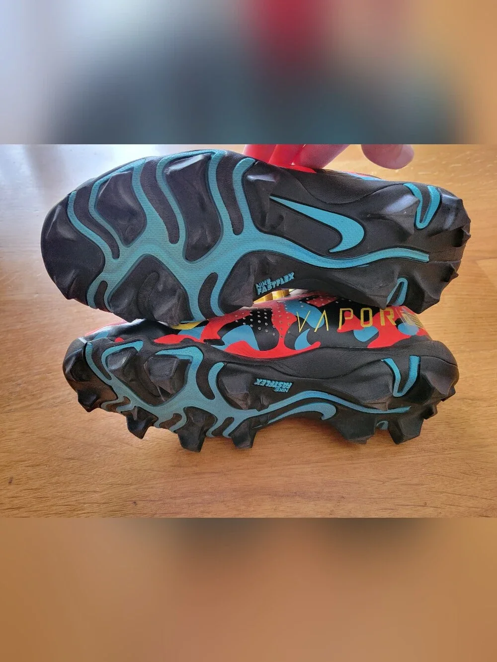 Boys size 4 baseball cleats - Picture 5 of 6